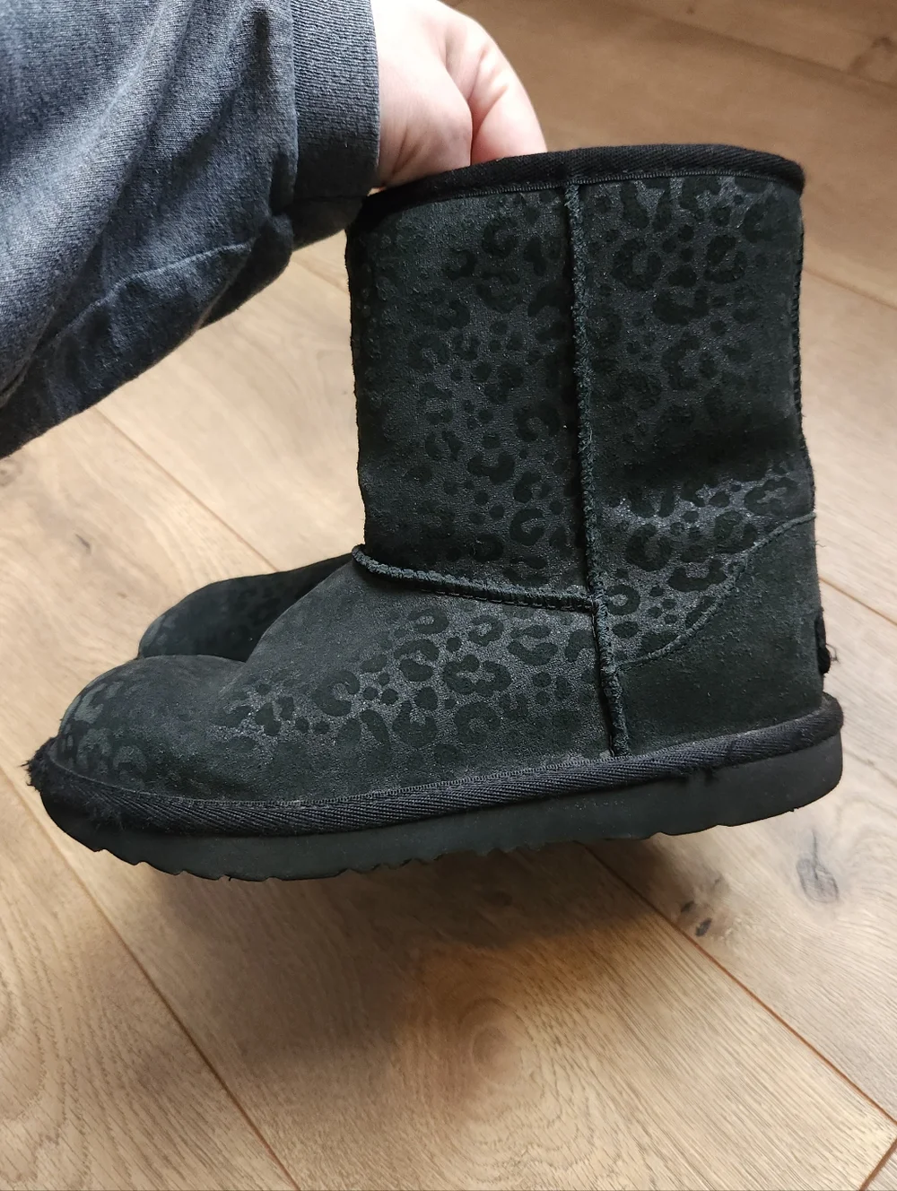 Size 3 Girls Cheetah Print UGG Boots